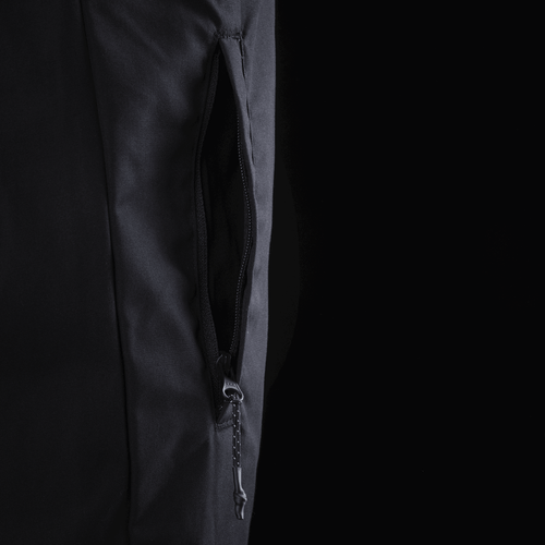 2 front hand pockets with zip